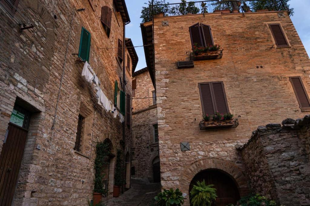 Another Brick In The Vault Spello Exterior foto